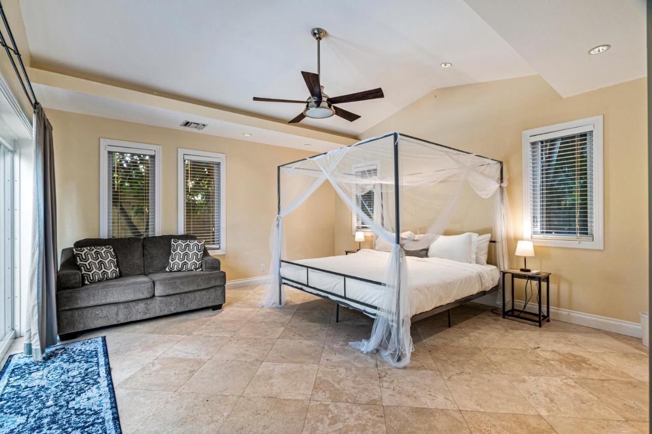 Las Olas Oasis: Heated Salt Water Pool Retreat Fort Lauderdale Exterior photo
