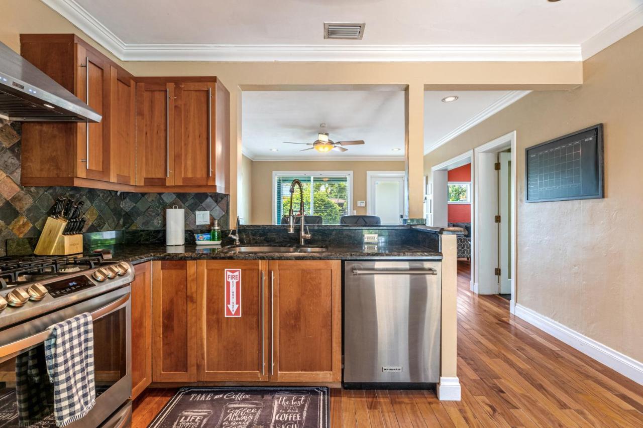 Las Olas Oasis: Heated Salt Water Pool Retreat Fort Lauderdale Exterior photo
